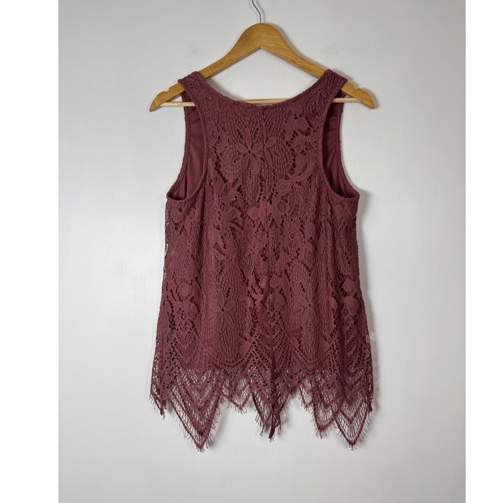 Boho Vanity Women LG Tank Top Mauve Floral Lace Handkerchief Eyelash Hem Lined - Picture 2 of 8